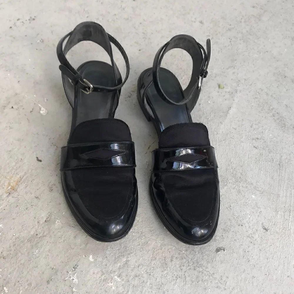 Stuart Weitzman Collegiate Flats
